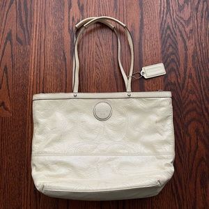 Coach cream patent leather tote bag